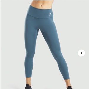 BRAND NEW Gymshark Training 7/8 Leggings (Teal, M)